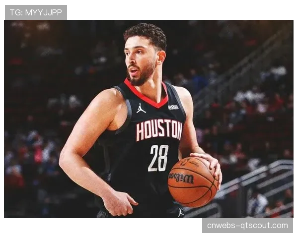 阿尔佩伦·申京在训练后加练下肢力量，目标明确：提升低位防守中的对抗能力